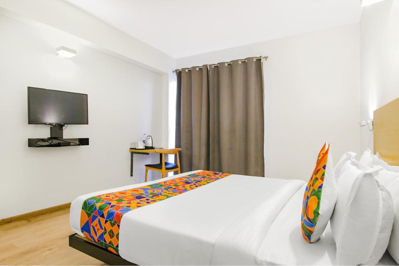 Fabhotel Infinity Stays Gurgaon Luaran gambar